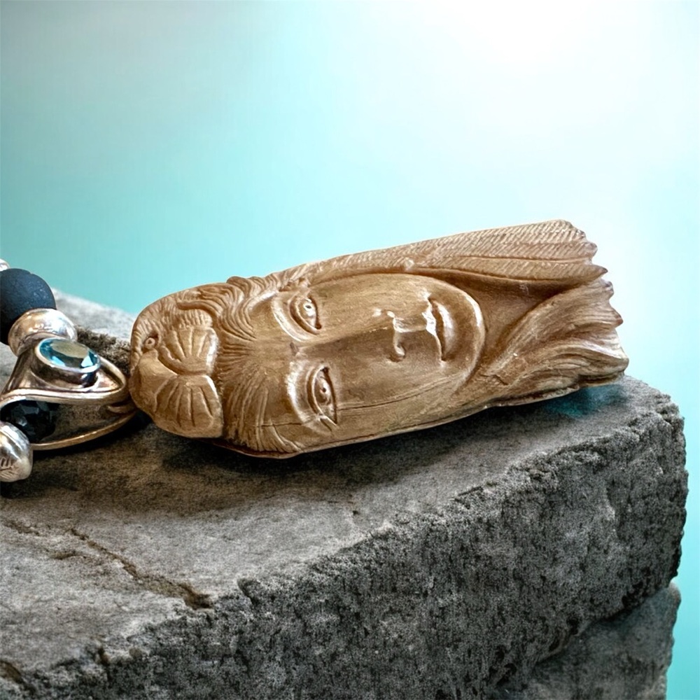 Fossil ivory Alaska intricately handcarved otter goddess Sterling necklace beads - Picture 10 of 15